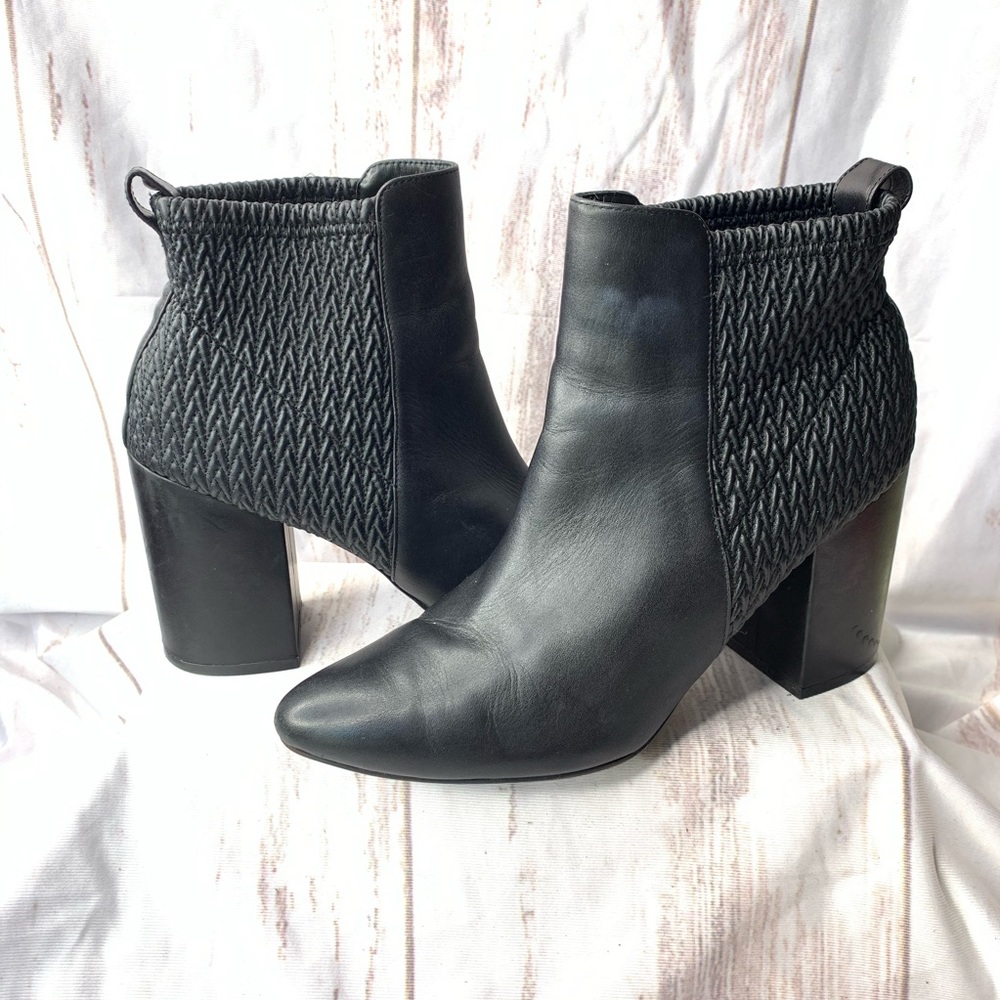 Cole Haan heeled leather pull on ankle boots black chunky heel size 9.5